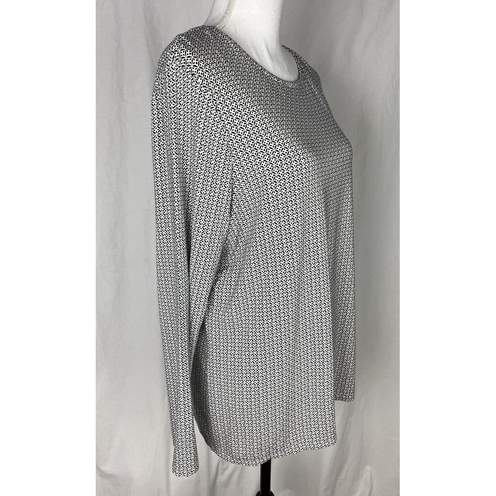 Chico's Womens 2 Pullover Top Soft Stretch Long Sleeve Geo Print Ivory Black - Picture 4 of 6
